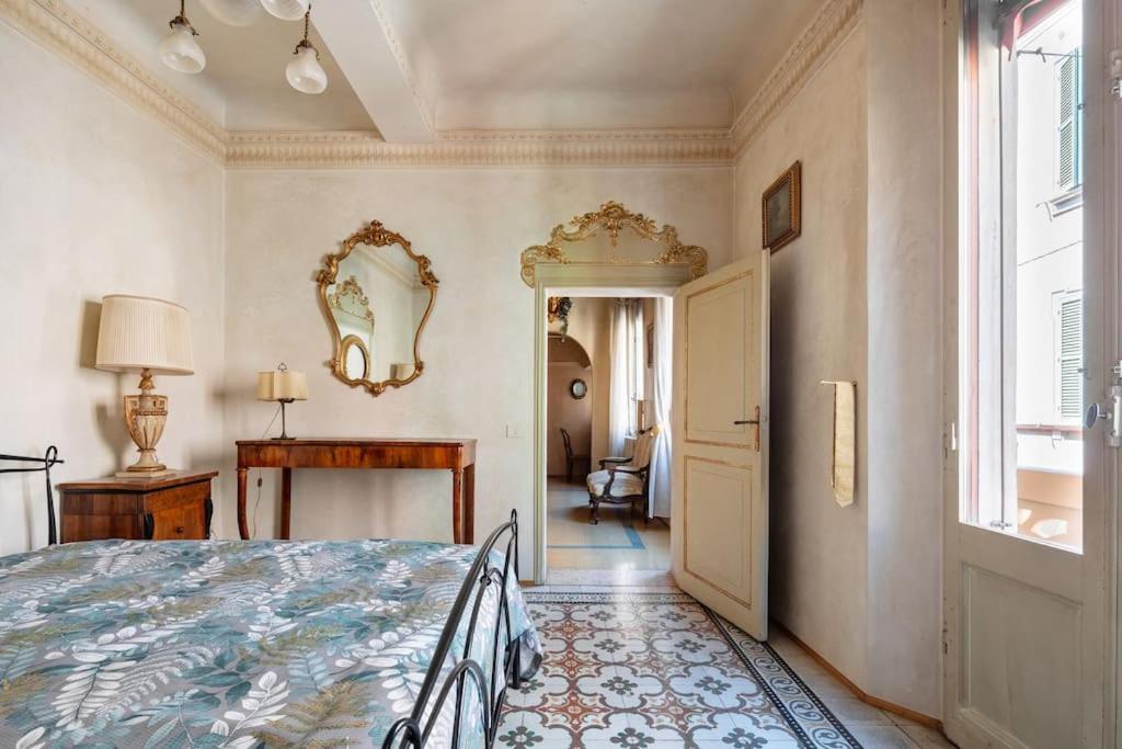Central Elegant Apartment - Liberty House Bologna Kültér fotó