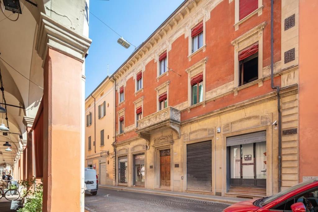 Central Elegant Apartment - Liberty House Bologna Kültér fotó